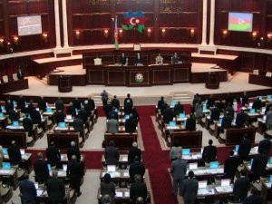 Milli Məclisin yaz sessiyası başladı