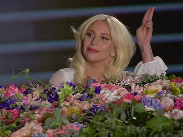 Azad Rəhimov: “Ledi Qaqaya 1 milyon dollar ödənilmişdi”