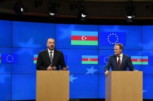 Tusk: “Azərbaycanın ərazi bütövlüyünü, suverenliyini və müstəqilliyini dəstəkləyirik”