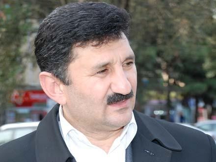 Rey Kərimoğlu: “Mənsum İbrahimovun 5 qardaşı Qarabağda döyüşüb və yaralanıb”
