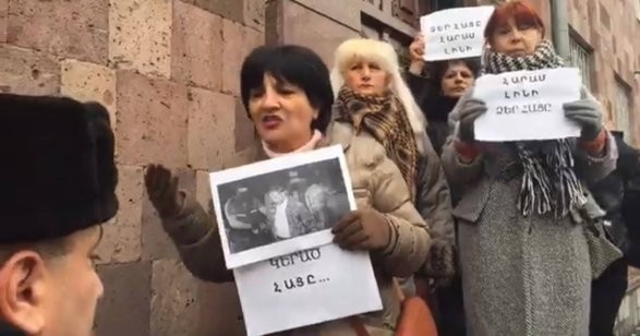 Yerevanda etiraz aksiyası
