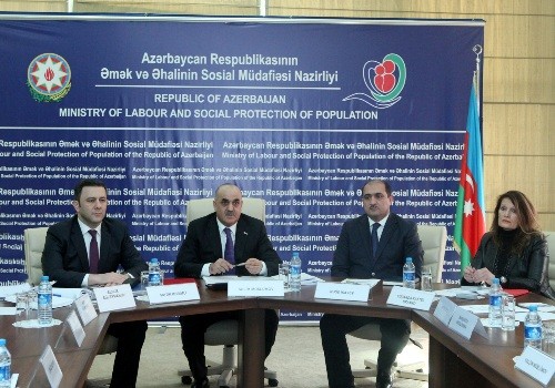İxtisaslaşmış işçi qüvvəsinə tələbatın təhlili və monitorinqinə dair təqdimat keçirilib