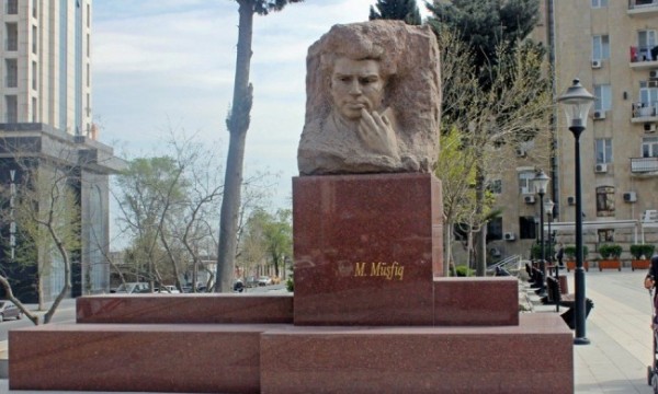 “Bakıda Müşfiqə geniş park salınacaq“ - Sabir Rüstəmxanlı