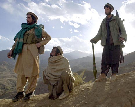 “Taliban“ın hücumu: 7 polis ölüb