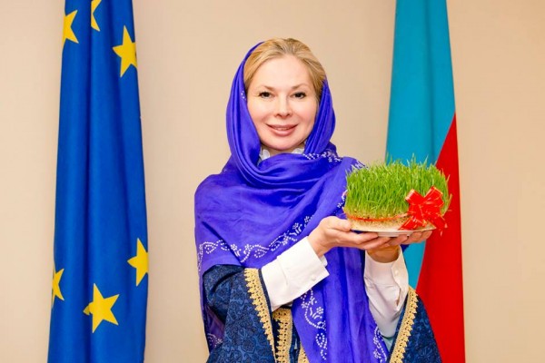 Malena Mard ilaxır çərşənbəni belə qarşıladı