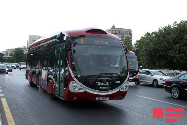 Bakıda avtobuslar üçün xüsusi yol çəkilir - YENİ QƏRAR