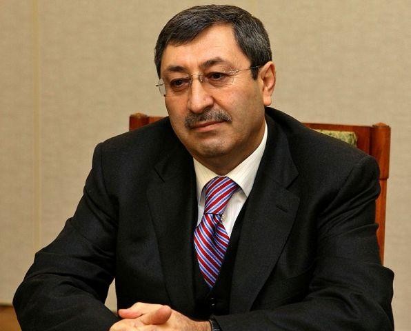 Nazir müavininin oğlunun toyudur