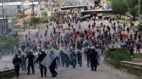 Meksikada həmkarlar ittifaqları arasında toqquşma baş verib: 2 ölü, 22 yaralı