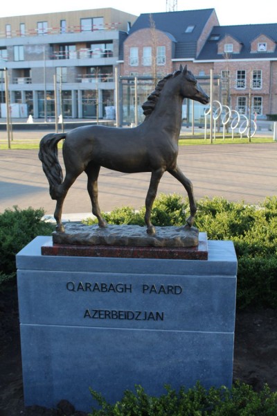 Belçikada Qarabağ atı abidəsinin açılışı olub