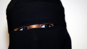 Avstriyada ictimai yerlərdə niqab və burqa geyinilməsi qadağan olunub