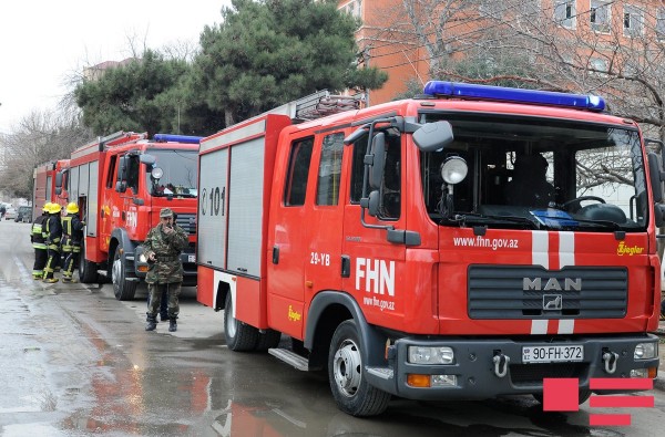 “Binə“ Ticarət Mərkəzində yanğın söndürüldü - YENİLƏNİB