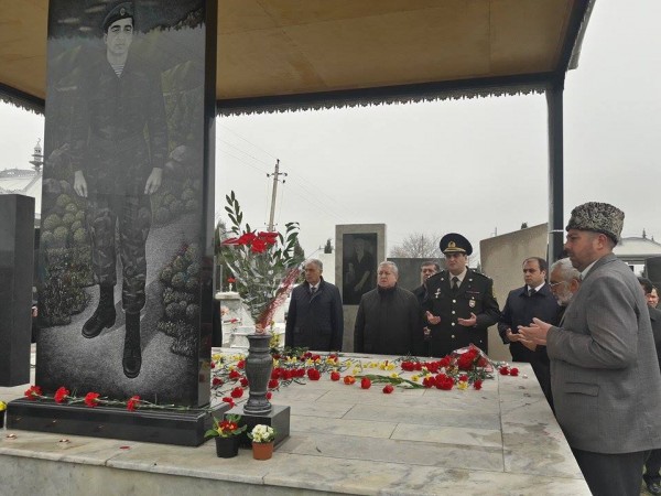 Aprel şəhidi Fərman Əsədlinin ildönümü keçirildi -GƏNCƏDƏ