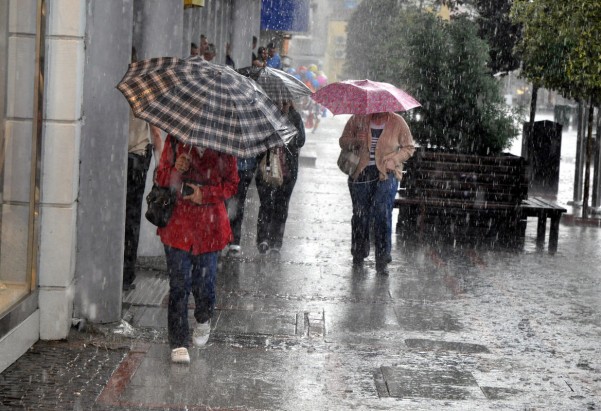 Hava şəraiti kəskin dəyişəcək, yağış yağacaq - XƏBƏRDARLIQ