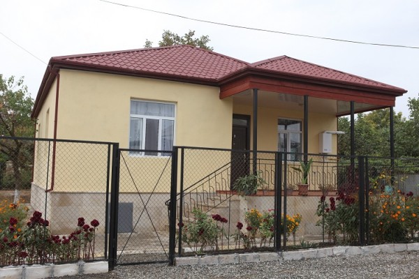 Tərtərdə 1170 məcburi köçkün ailəsi yeni yaşayış məhəlləsinə köçürülür