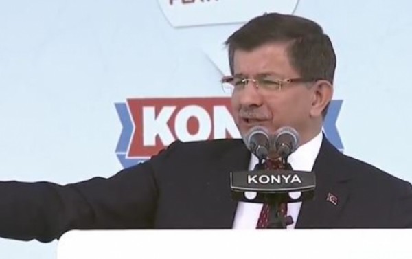 Davudoğlu Ərdoğanı mitinqdə tək qoymadı