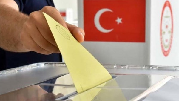 Dünyanın diqqəti Türkiyədə - REFERENDUMUN NƏTİCƏLƏRİ - YENİLƏNİB
