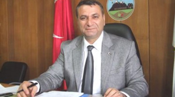 Türkiyədə AKP-çi bələdiyyə sədri güllələndi