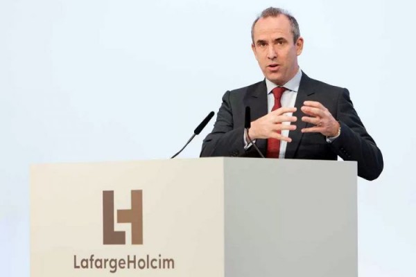 “Holcim“in rəhbəri istefa verdi: İŞİD-ə pul ödəyirmiş