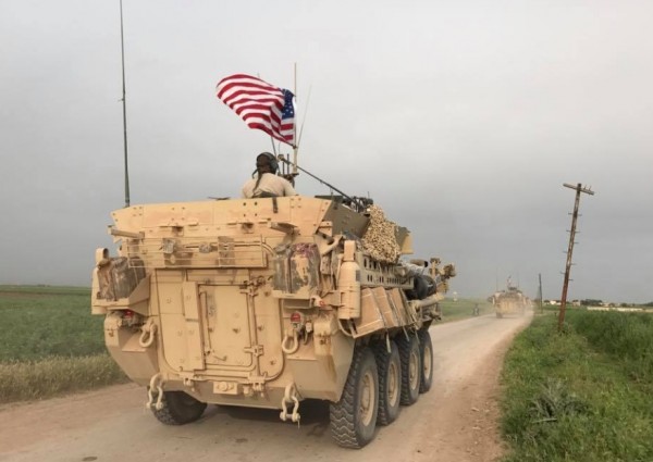 ABŞ YPG-ni qorumaq üçün Türkiyə ilə sərhədə yardım göndərdi - FOTO