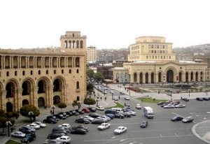 Ermənistan əhalisi azalmaqda davam edir