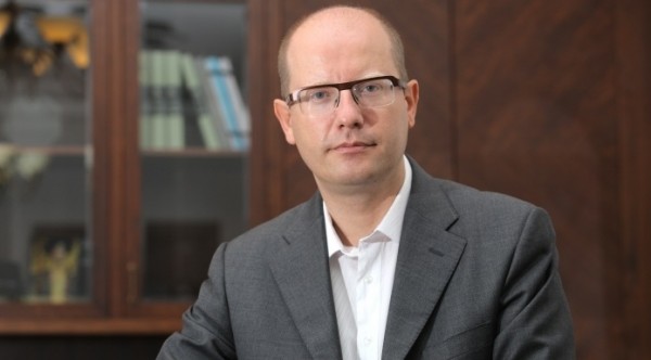 Çexiya şokda: Baş nazir buna görə istefa verdi