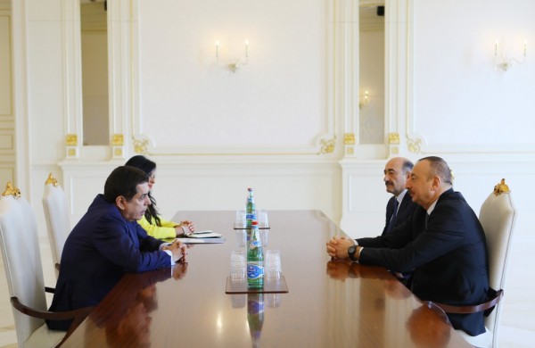 Prezident İlham Əliyev bir neçə xarici qonağı qəbul edib
