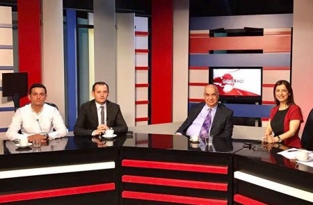 Kıbrısın iki ən reytinqli televiziya kanalında “Heydər Əliyev və Azərbaycan Saatı”