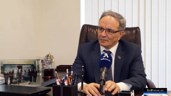 Hansı jurnalistlərə ev veriləcək? - Əflatun Amaşovla MÜSAHİBƏ