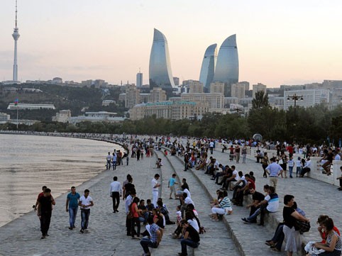 Hər 1000 kişiyə orta hesabla 1006 qadın düşür - Əhalinin sayı