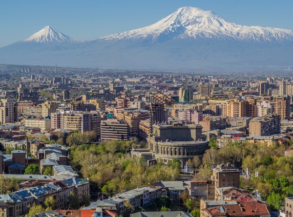 Ermənistan hökuməti istefa verdi