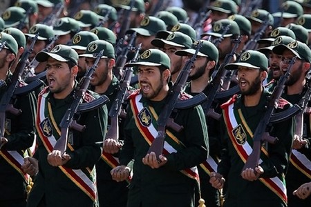 Hindistan ordusu Pakistana hücum edib