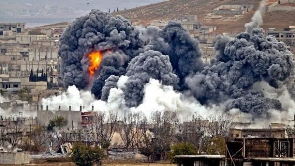 Suriyada beynəlxalq koalisiyanın hava zərbəsi 20 insan həyatını aparıb