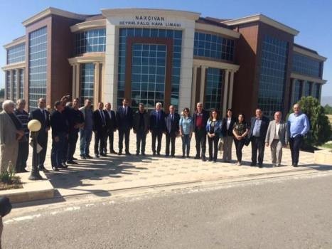 KİVDF baş redaktorları Naxçıvana apardı - SİYAHI