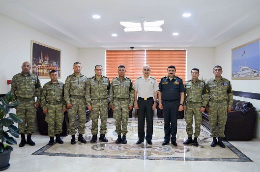 NATO nümayəndəsi Azərbaycan Sülhməramlıları ilə görüşüb