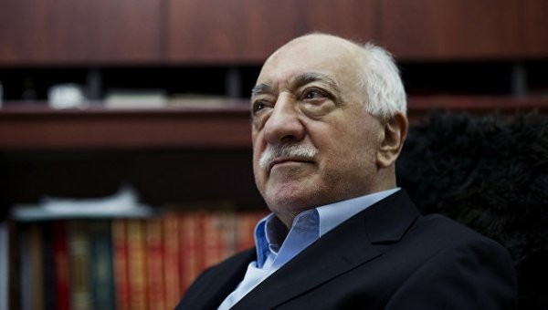 Fətullah Gülən Türkiyə vətəndaşlığından çıxarıldı
