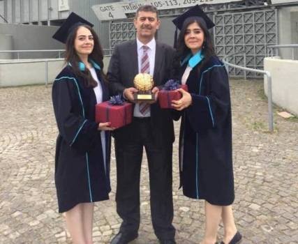 Azərbaycanlı bacılar Türkiyə universitetində birinci oldular - FOTO