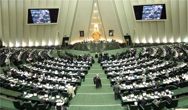 İŞİD İran parlamentində törətdiyi terrorun VİDEOSUNU YAYDI