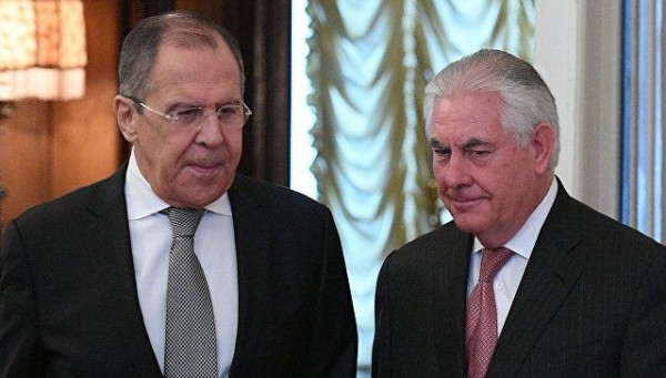 Lavrov və Tillerson arasında telefon danışığı olub