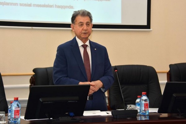 AMEA-nın magistraturasında ilk buraxılışın vaxtı açıqlandı