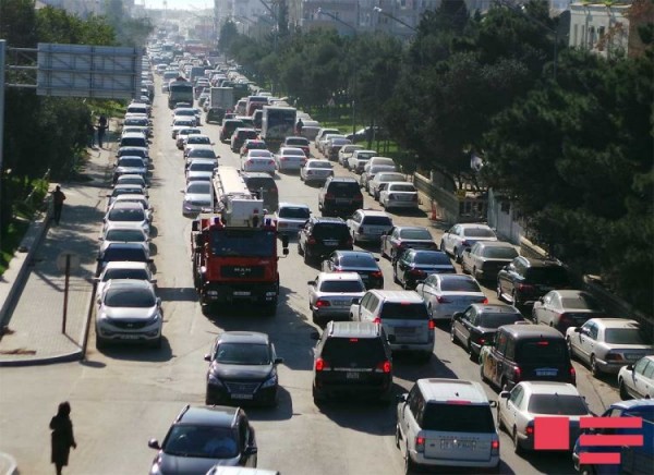 Yol polisi “Formula 1“-ə hazırlıqla əlaqədar sürücülərə müraciət edib