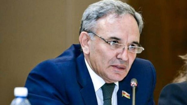 Əflatun Amaşovdan “reket jurnalistlər”lə bağlı maraqlı açıqlama:“..