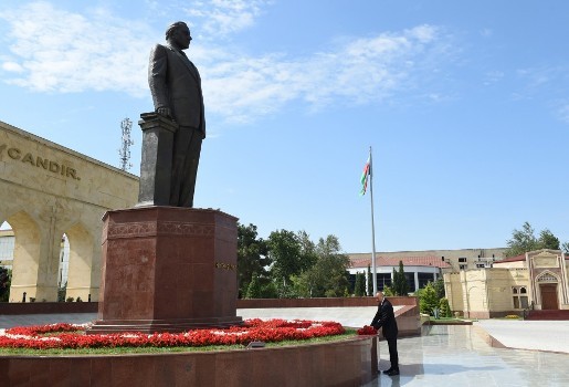 Prezident İlham Əliyev Şirvan şəhərinə səfərə gəlib