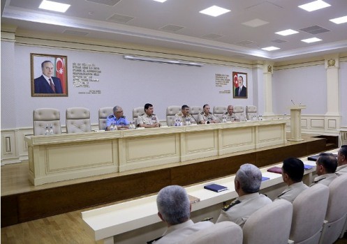Bir qrup zabitə “polkovnik” rütbəsi verildi