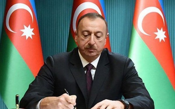 İlham Əliyev diplomatları təbrik etdi – FOTO