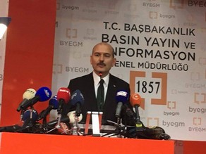 Azərbaycanın media nümayəndələri Türkiyədə daxili işlər naziri ilə görüşüblər