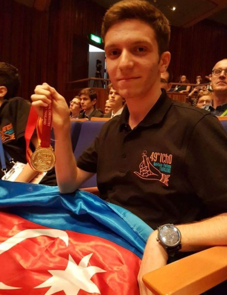 Azərbaycanlı şağird Beynəlxalq Kimya Olimpiadasında qızıl medal qazandı - dünyanın 80 ölkəsi arasında