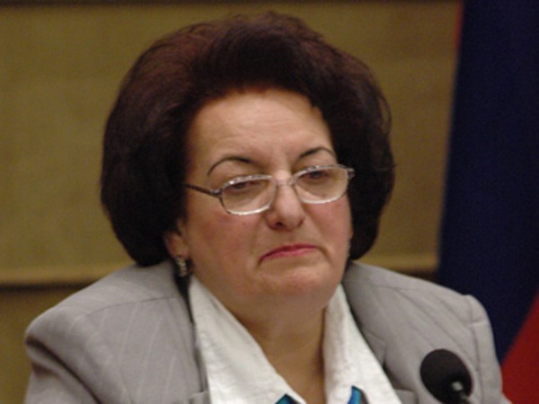 Elmira Süleymanova “Şərəf” ordeni ilə təltif olunub