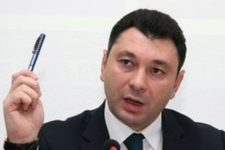 Ermənistan rus dilini rəsmi dil kimi tanımaqdan imtina etdi
