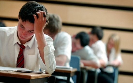 Yanğın baş verən universitetdə imtahan verən abituriyentlər yenidən imtahan verəcəklər