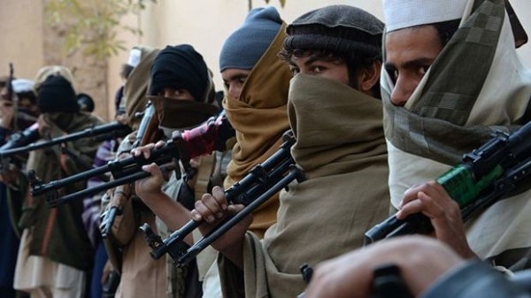 Əfqanıstanda Taliban silahlıları azı 70 nəfər əsir götürüblər, 7 nəfər öldürülüb